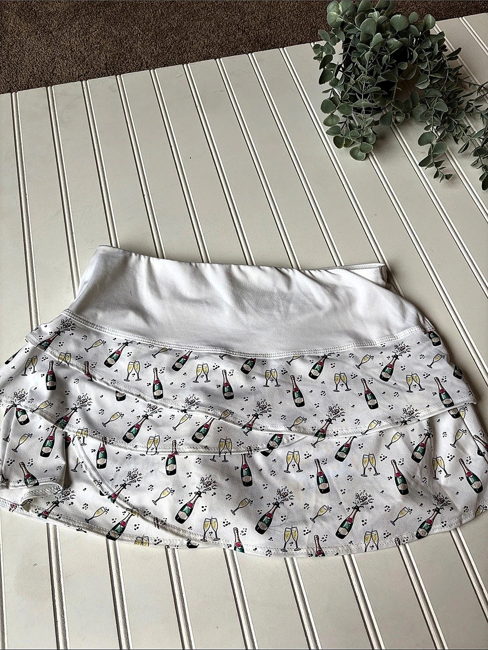 Lucky in Love Women's Printed Golf/Tennis Skirt Size Small Like New